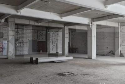 Spațiu comercial, de 400 mp, în Central - 1