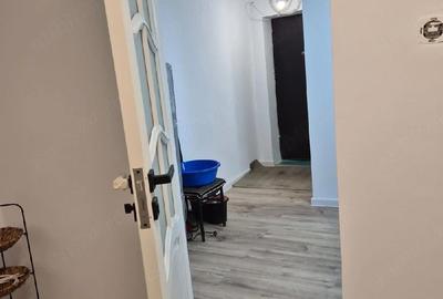 Apartament cu 2 camere decomandat în Rahova - 3