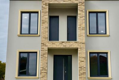 Duplex cu 4 camere cu Canalizare în Dealuri Oradea - 3