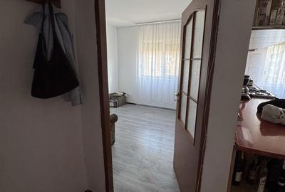 Apartament cu 2 camere semidecomandat în Rogerius - 3