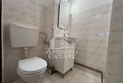 Apartament cu 3 camere, 2 bai, decomandat, centrala proprie, Sagulu Apartament cu 3 camere, 2 bai, decomandat, centrala proprie, Sagulu - 10