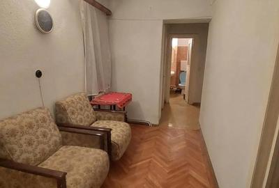 Apartament cu 4 camere decomandat în Central - 8