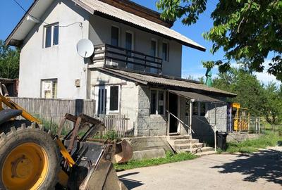 Casă în Ciceu-Corabia - 2