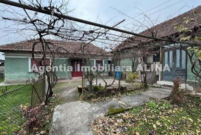 Casa si teren 3.851mp in Satul Soimus din Comuna Soimus, Jud. Hunedoara. - 2