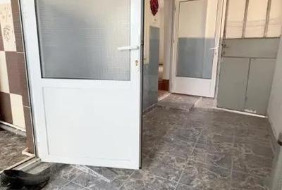 Casă cu 5 camere cu Garaj în Piața Nouă - 14