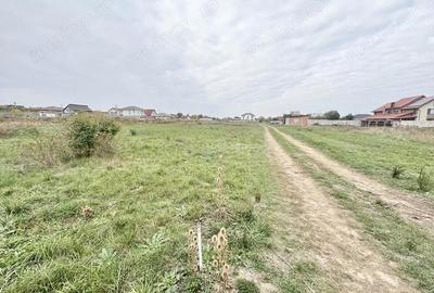 Teren de 490 mp, în Cihei