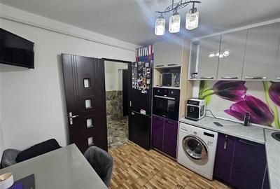Apartament cu 2 camere semidecomandat, mobilat în Micro III - 25