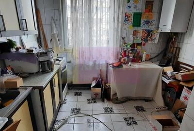 Vanzare apartament de 3 camere Dr Taberei-Valea Oltului - 1