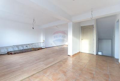 Casă individuală cu 5 camere cu Garaj în Stupini - 14