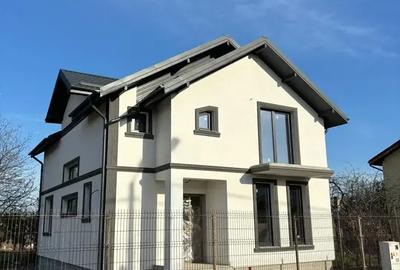 Casă cu 5 camere cu Canalizare în Vest - 6