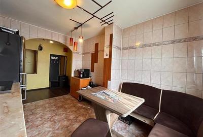 3 Camere decomandat zona GEPEX - 9