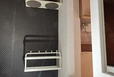 Apartament cu 2 camere semidecomandat în Progresul - 5