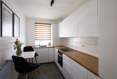 Apartament cu 3 camere decomandat în Central - 3
