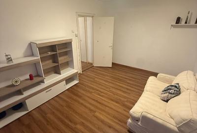 Apartament cu 2 camere decomandat în Central - 4