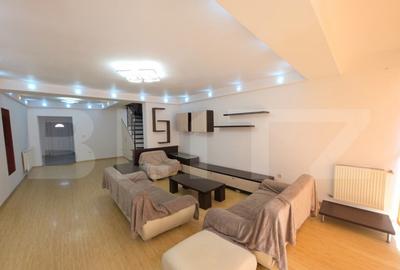 Casă cu 4 camere cu Teren 250 Mp în Central - 1