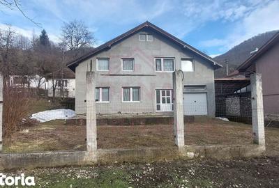 Casă cu 4 camere decomandat cu Teren 563 Mp în Rusca - 10