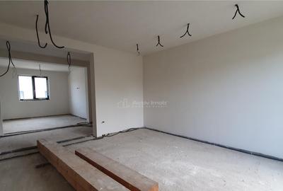 Casă cu 7 camere cu Teren 450 Mp în Moara - 17