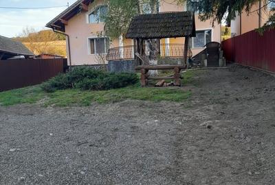 Casă cu 4 camere în Bărdești - 5