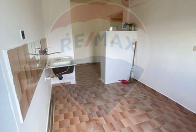 Apartament cu 3 camere decomandat în Central - 12