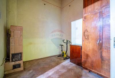 Casa ultracentrala cu 2 camere de vanzare in Ploiesti - 11