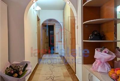 Apartament cu 3 camere decomandat în Canta - 5