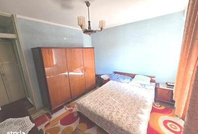 Apartament cu 3 camere decomandat în Banat - 2