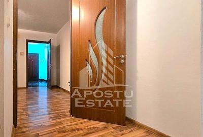 Apartament semidecomandat 2 camere Micalaca Orizont - 1