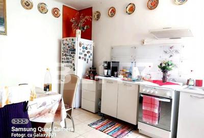 Casa in zona centrala, teren 470mp, 210utili, strada Slanicu - 1