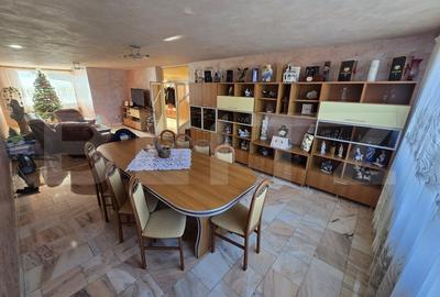 Casa impunatoare si spatioasa, 9 camere, zona Alba-Micesti - 2