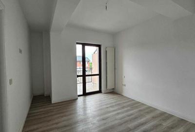 Casă cu 4 camere decomandat în Central - 7