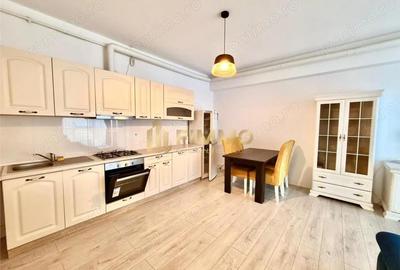 Apartament cu 3 camere decomandat în Central - 1
