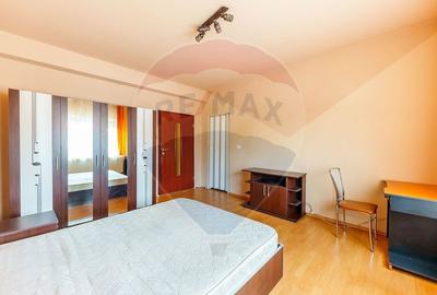 Apartament cu 3 camere de inchiriat - Zona Intim - 4