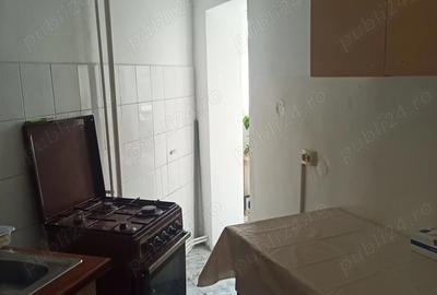 Inchiriez apartament cu o camera, zona Port - 4