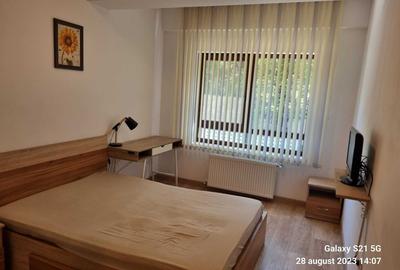 Apartament cu 2 camere decomandat în Nicolina - 2