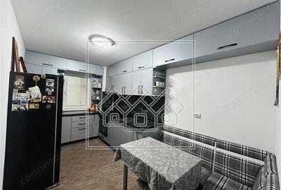 Ap cu 2 camere, decomandat, etaj 3 4, bloc cu lift, Turnisor - 2