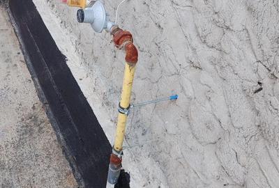 Casă cu 4 camere cu Teren 1600 Mp în Central - 2