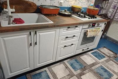 Apartament cu 4 camere decomandat în Central - 7