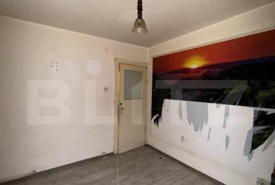 Apartament de vanzare, cu 3 camere, 43 mp, zona Dacia - 2