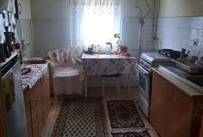 Apartament cu 2 camere semidecomandat în Micro 16 - 2