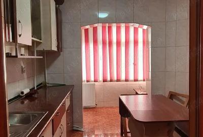 Apartament cu 2 camere decomandat în Micro 20 - 2
