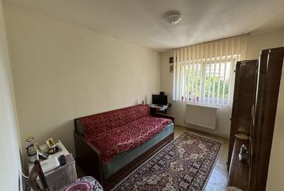 Apartament cu 3 camere decomandat, mobilat în Centrul Civic - 12
