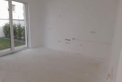 Casă cu 4 camere în Lazaret - 3