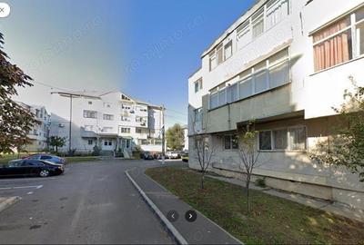 Apartament cu 3 camere decomandat în Ianca - 8