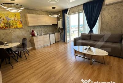 Apartament cu 4 camere decomandat, mobilat în Central