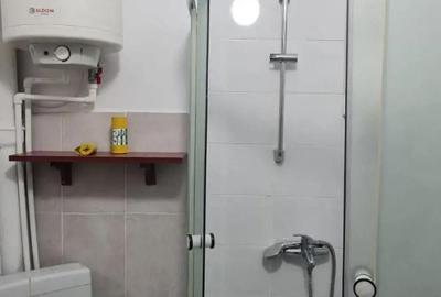 Garsonieră decomandată în Central - 2