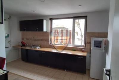 Apartament cu 3 camere decomandat, mobilat în Faleza Nord - 3