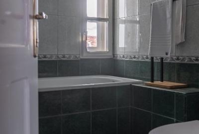 Apartament cu 5 camere semidecomandat, mobilat în Spitalul Județean - 2