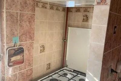 Apartament cu 3 camere decomandat în Dacia - 4