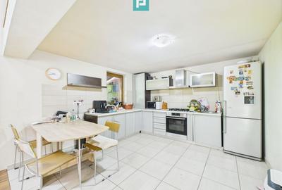 Casă individuală cu 8 camere cu Teren 680 Mp în Mehala - 2