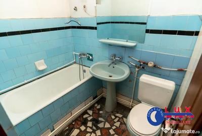 Apartament cu 3 camere decomandat în Pelican - 1